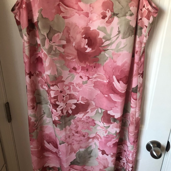 VTG Pride & Joy Floral Pink Sage Sleeveless Romantic Whimsical  Plus Midi Dress - Picture 3 of 11